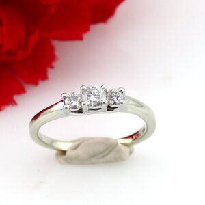 Natural Diamond Three-Stone Anniversary Ring 14k White Gold Sz 5.25 Genuine Real